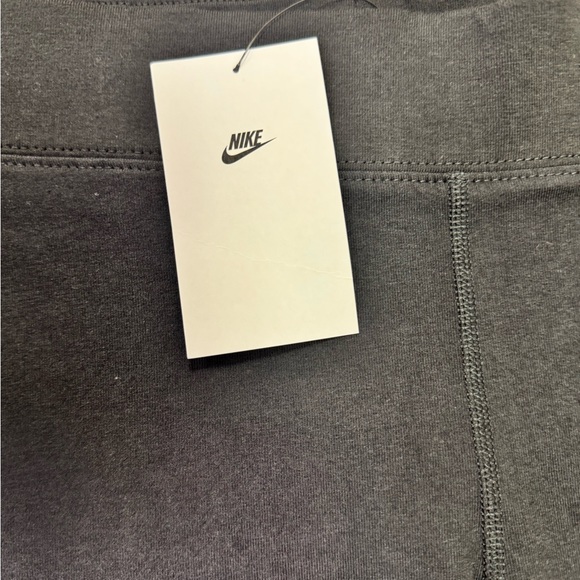 Nike Women's Charcoal Bike Shorts - Picture 2 of 5